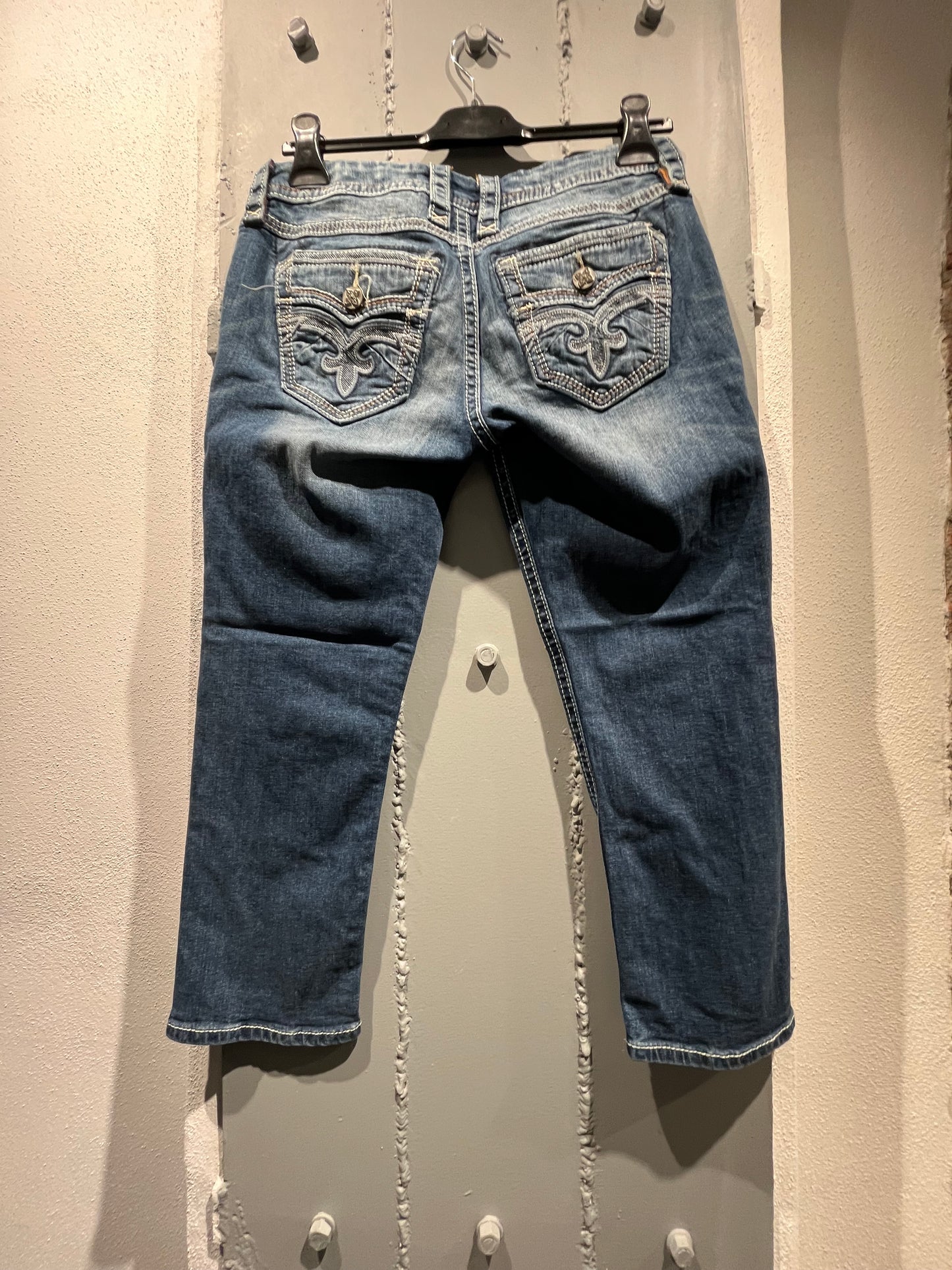 ROCK REVIVAL EASY CORP JEANS