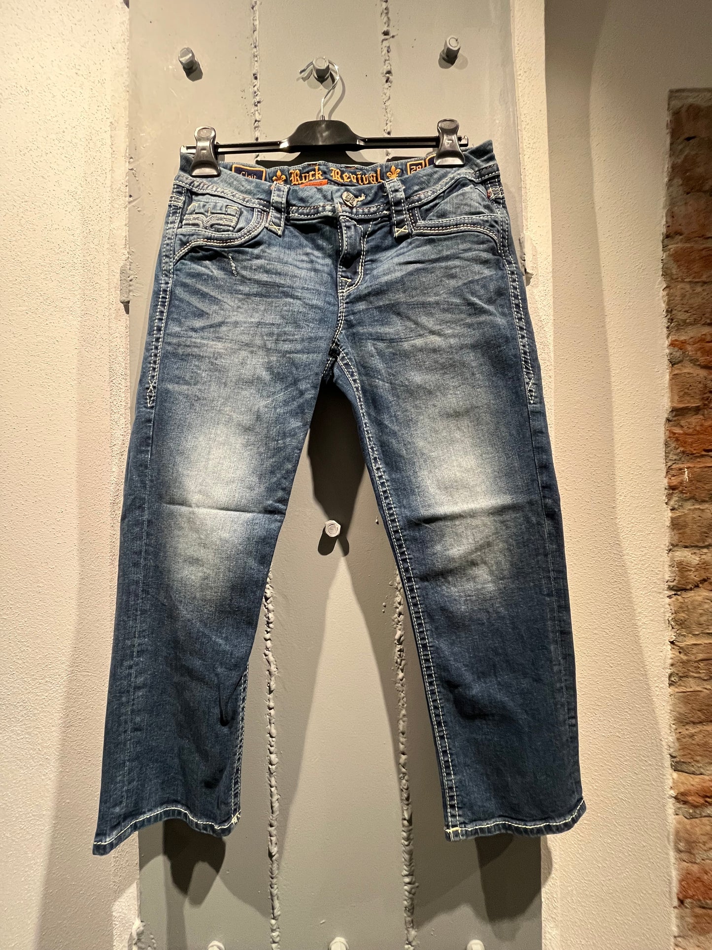 ROCK REVIVAL EASY CORP JEANS