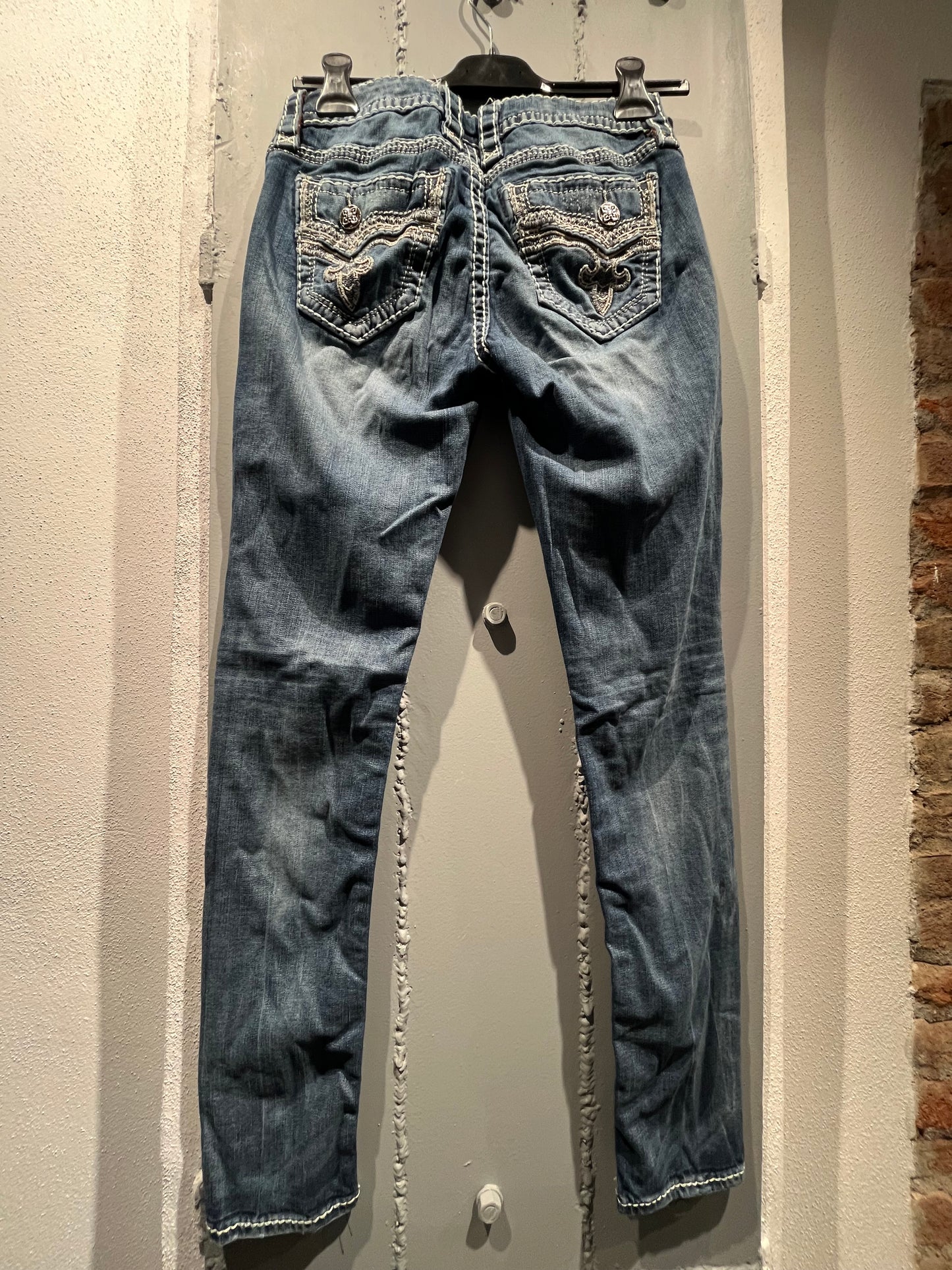 ROCK REVIVAL EASY SKINY JEANS